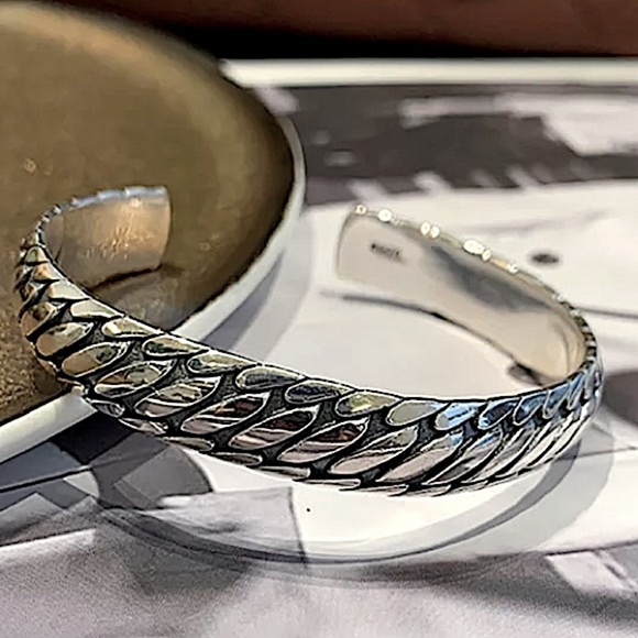 STERLING SILVER CHAIN DESIGN MINIMALIST BANGLE BRACELET - Picture 5 of 10